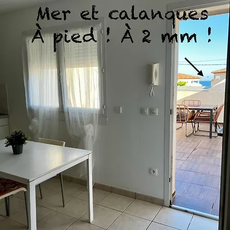 T2 Avec Terrasse A 2 Mm A Pied Des Calanques Carry-le-Rouet